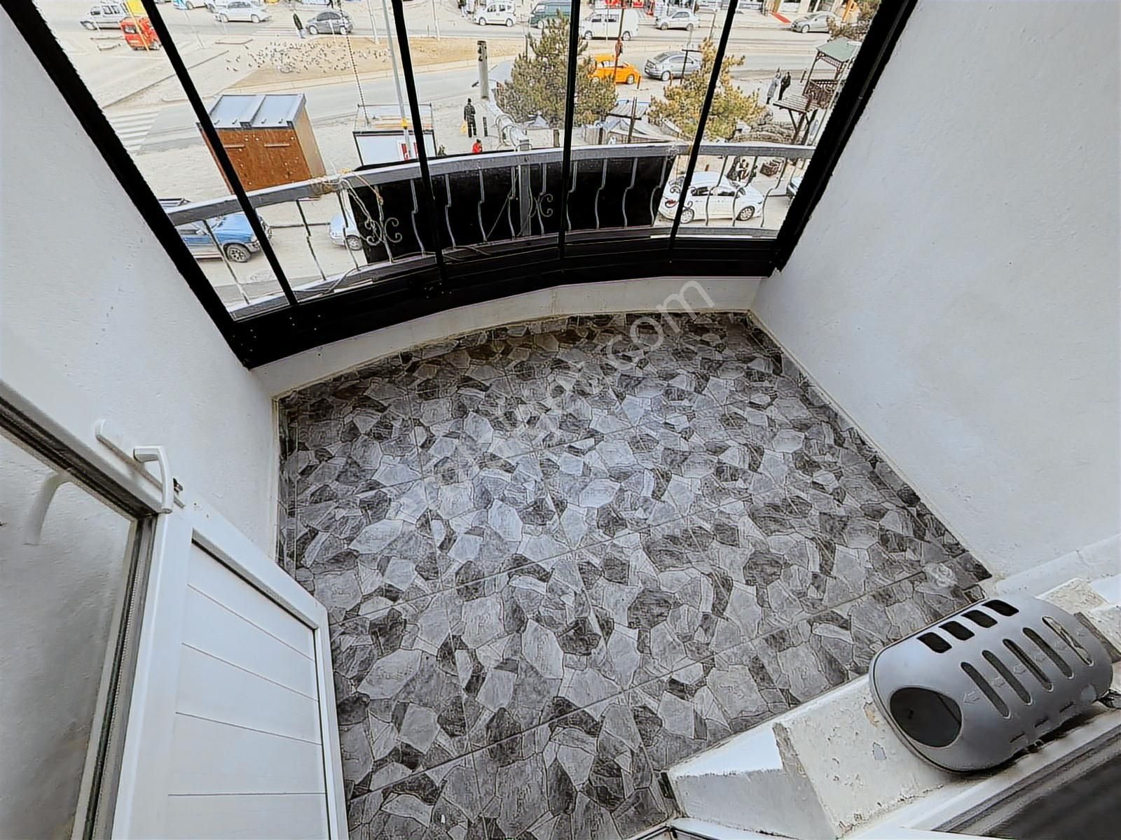 Keçiörende 3+1 Full Yapılı Ebeveyn Banyolu Kilerli Satılık Daire - Görsel 14