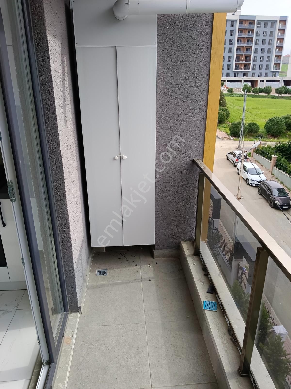 Silivri Yeni Mh. Merkezi Konumda Butik Site İçi Ara Kat 2+1 - Görsel 11