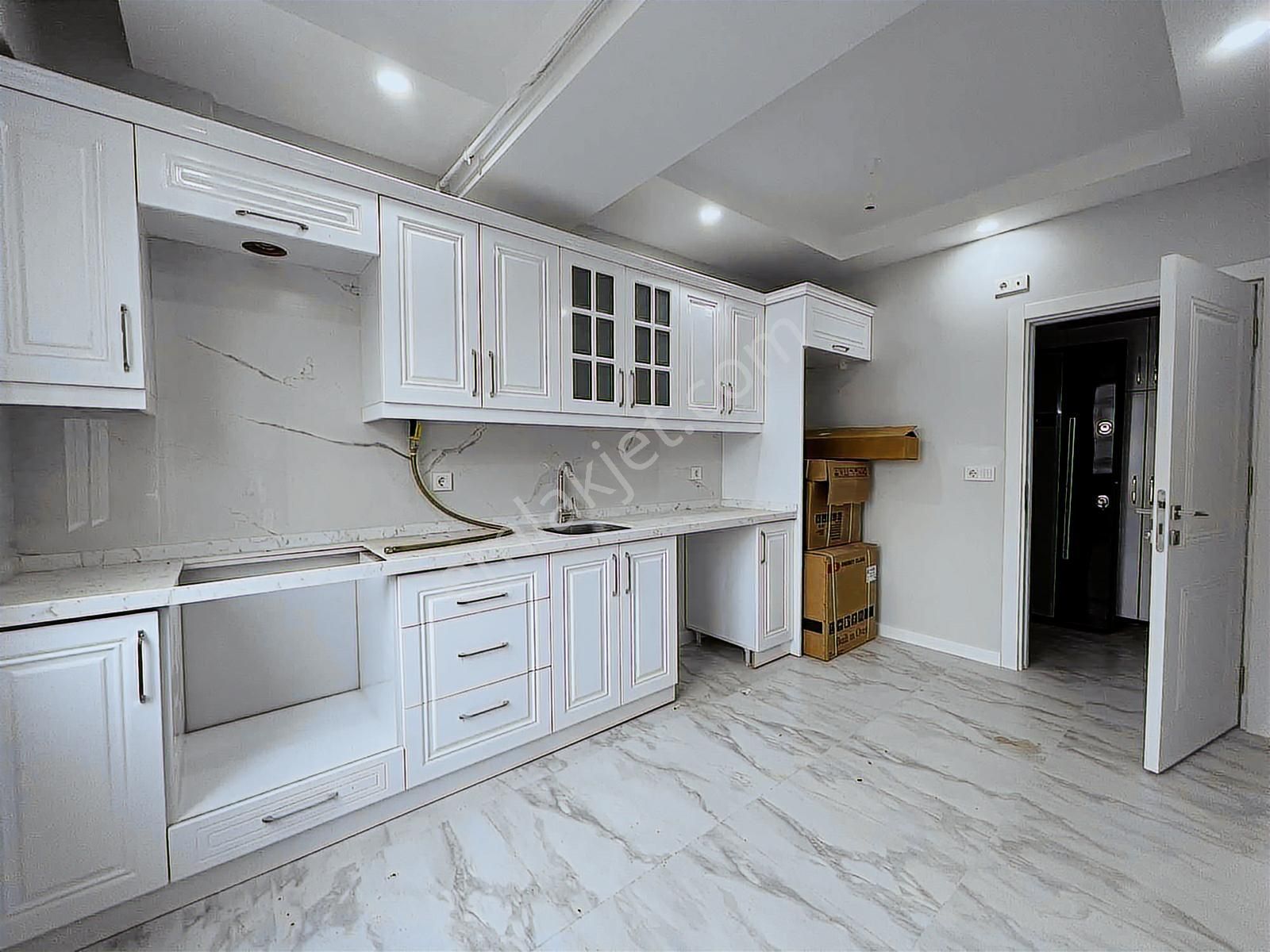 Bülent Ecevit Bulvarın Da Cadde Üstü 2+1 Kiralık Daire - Görsel 1