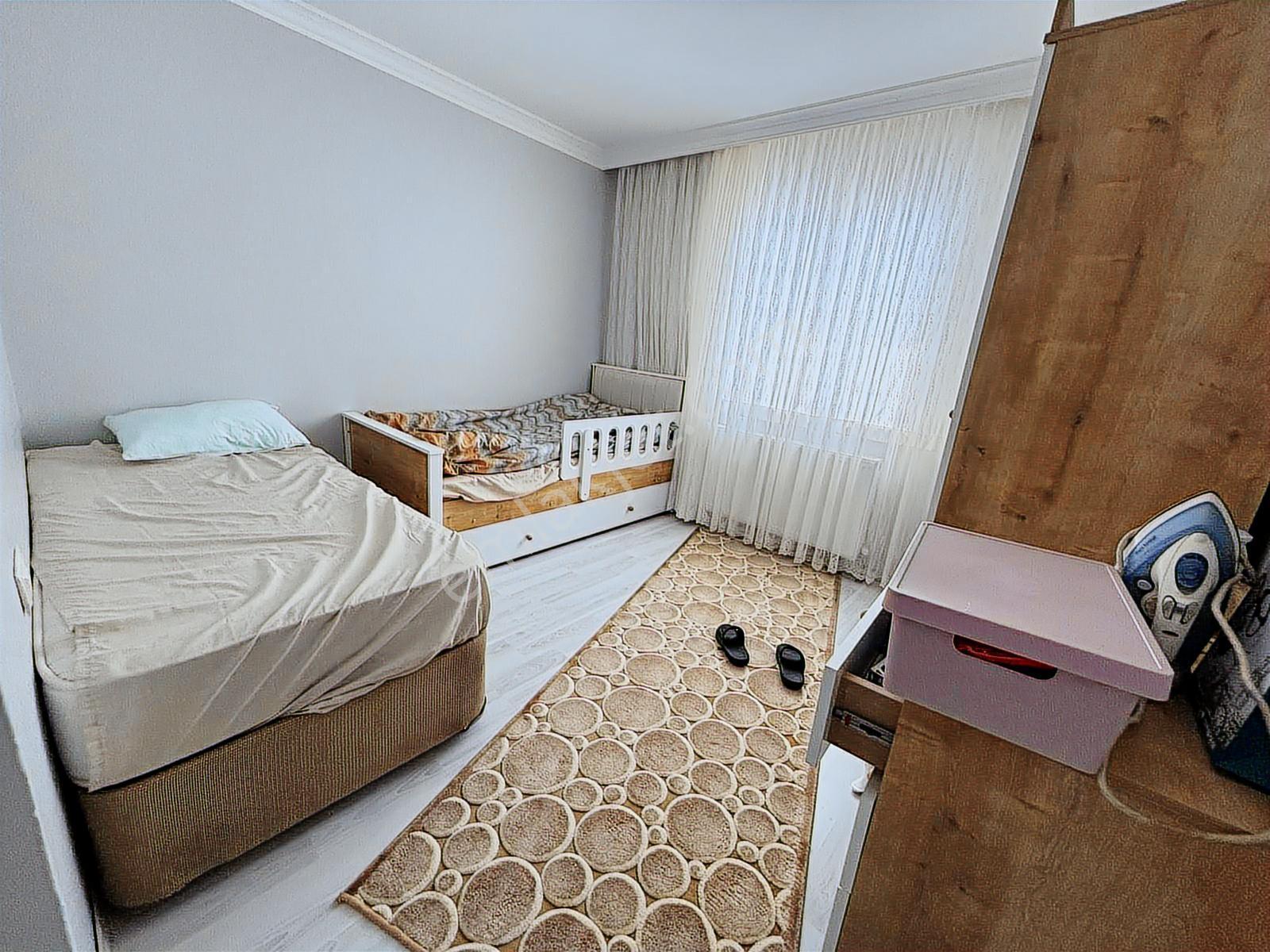 Yunusemre'de Harika Yapılı Masrafsız 4 Katlı Bina - Görsel 17