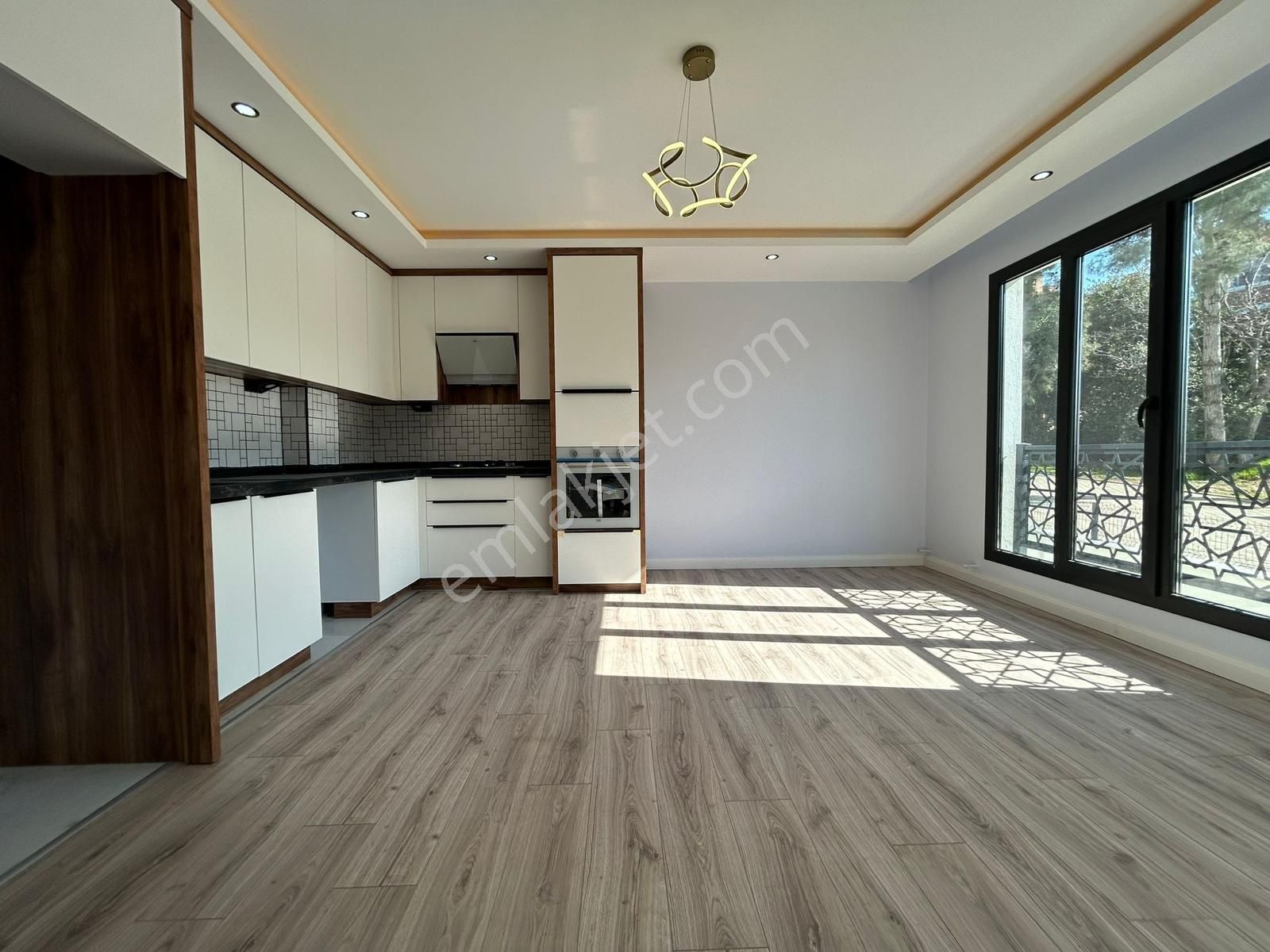 🌜akçay Ay Emlaktan🌛altınoluk'ta Kazdağlarının Eteklerinde Lüks Tasarımlı Satılık 3+1 Dublex Daire - Görsel 8