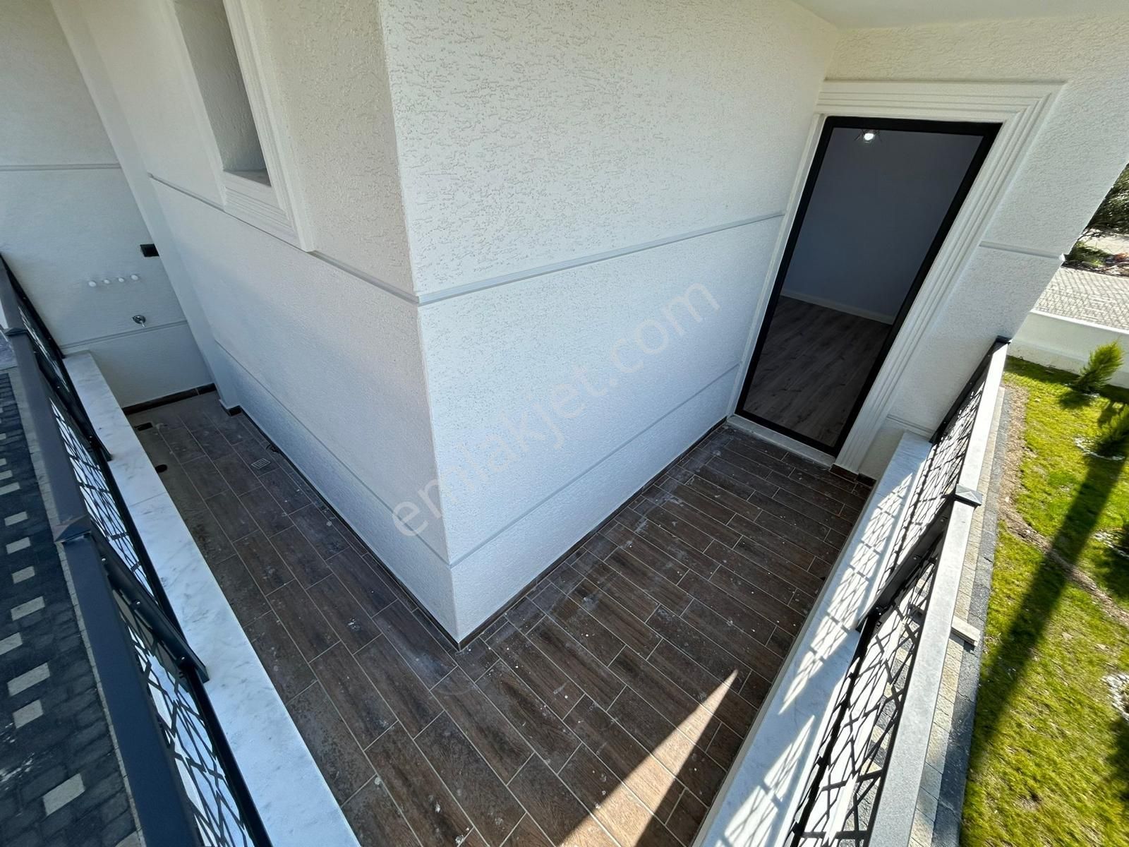 🌜akçay Ay Emlaktan🌛altınoluk'ta Kazdağlarının Eteklerinde Lüks Tasarımlı Satılık 3+1 Dublex Daire - Görsel 33