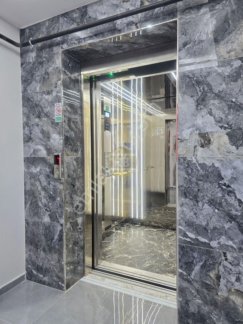 Hb'den 1+1 Sıfır Satılık Daire, Üst Düzey Kalitede, Geniş, Çift Cephe, Balkon, Mükemmel Ferahlık.. - Görsel 29