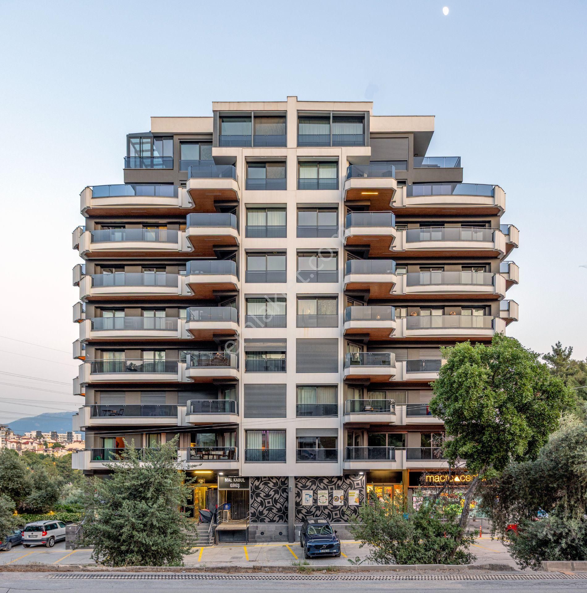 Bornova Evka 3 Site İçinde Havuzlu Satılık Lüks Daire - Görsel 17