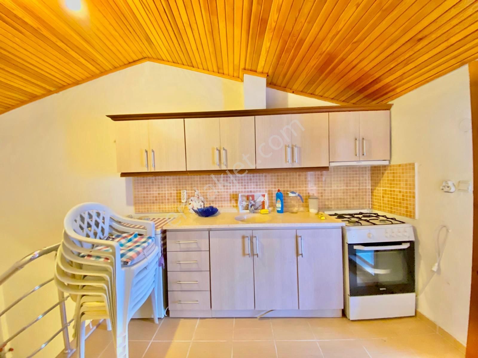 ꧁akçay Ay Emlaktan꧂güre'de Ön Cephe Geniş Teraslı Çift Mutfak Site İçerisinde Satılık 3+1villa - Görsel 26
