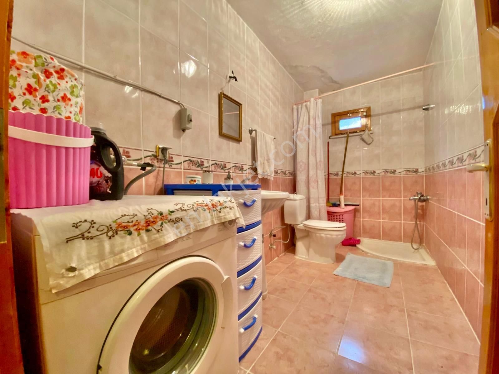 ꧁akçay Ay Emlaktan꧂güre'de Ön Cephe Geniş Teraslı Çift Mutfak Site İçerisinde Satılık 3+1villa - Görsel 14