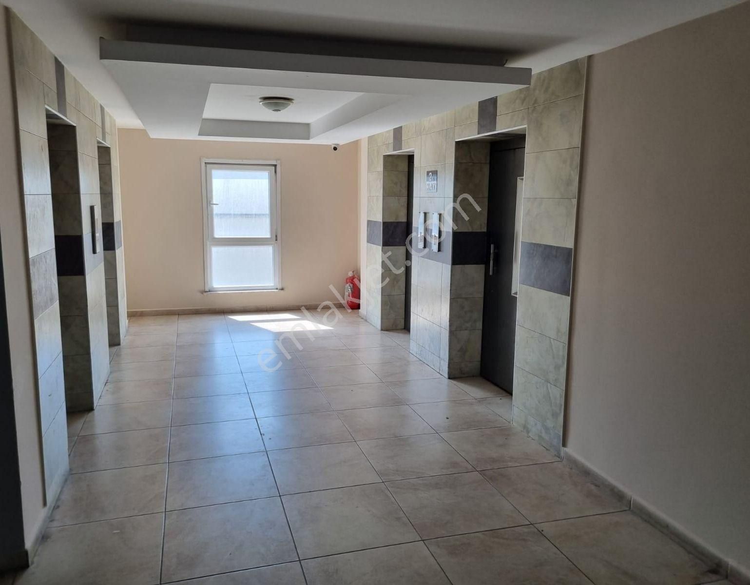 Remax Kaya Gökevler Mah Eşyalı Kiralık Daire Metrobüs Yakın - Görsel 11