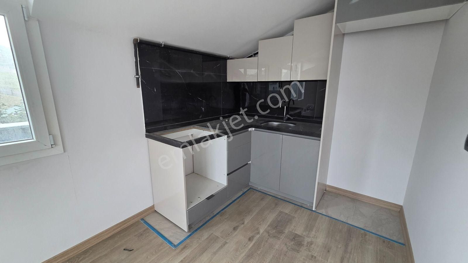 Karakuş Vadi Evleri Deniz Manzaralı Sıfır Lüks 4+2 Kiralık Daire - Görsel 33