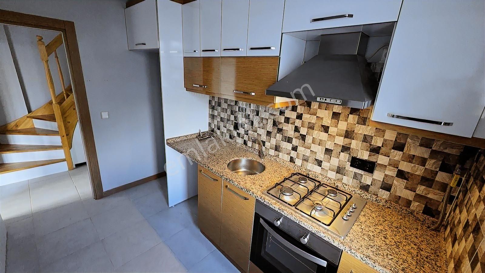 Remax Kaya Beylıkdüzü Gürpınar Boş Satılık 3+2 Dublex Daıre - Görsel 11