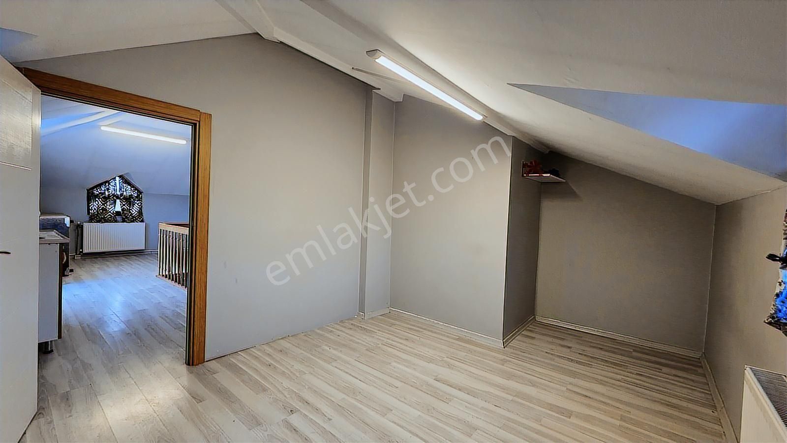 Remax Kaya Beylıkdüzü Gürpınar Boş Satılık 3+2 Dublex Daıre - Görsel 7