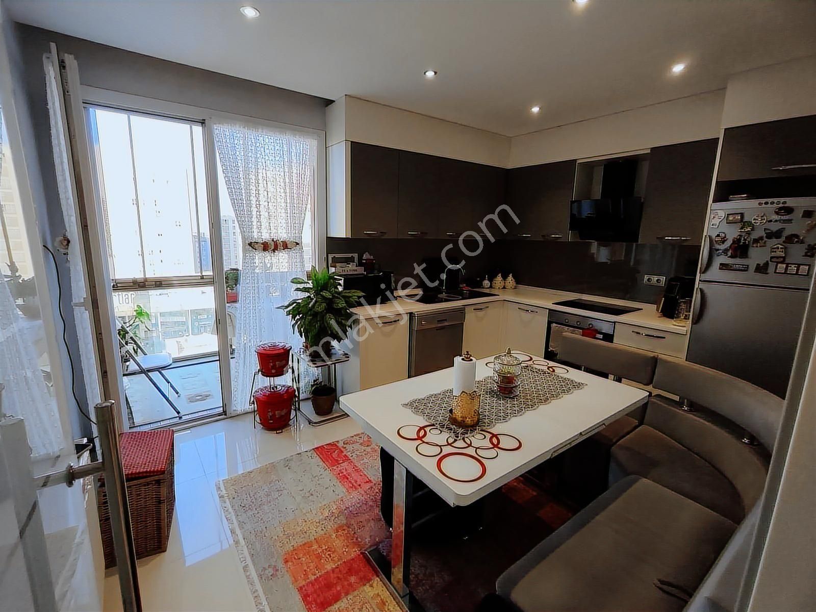 Doğanaraslı Bulvarında Demir Park Lüks 3+1 Geniş 160 M2 - Görsel 8