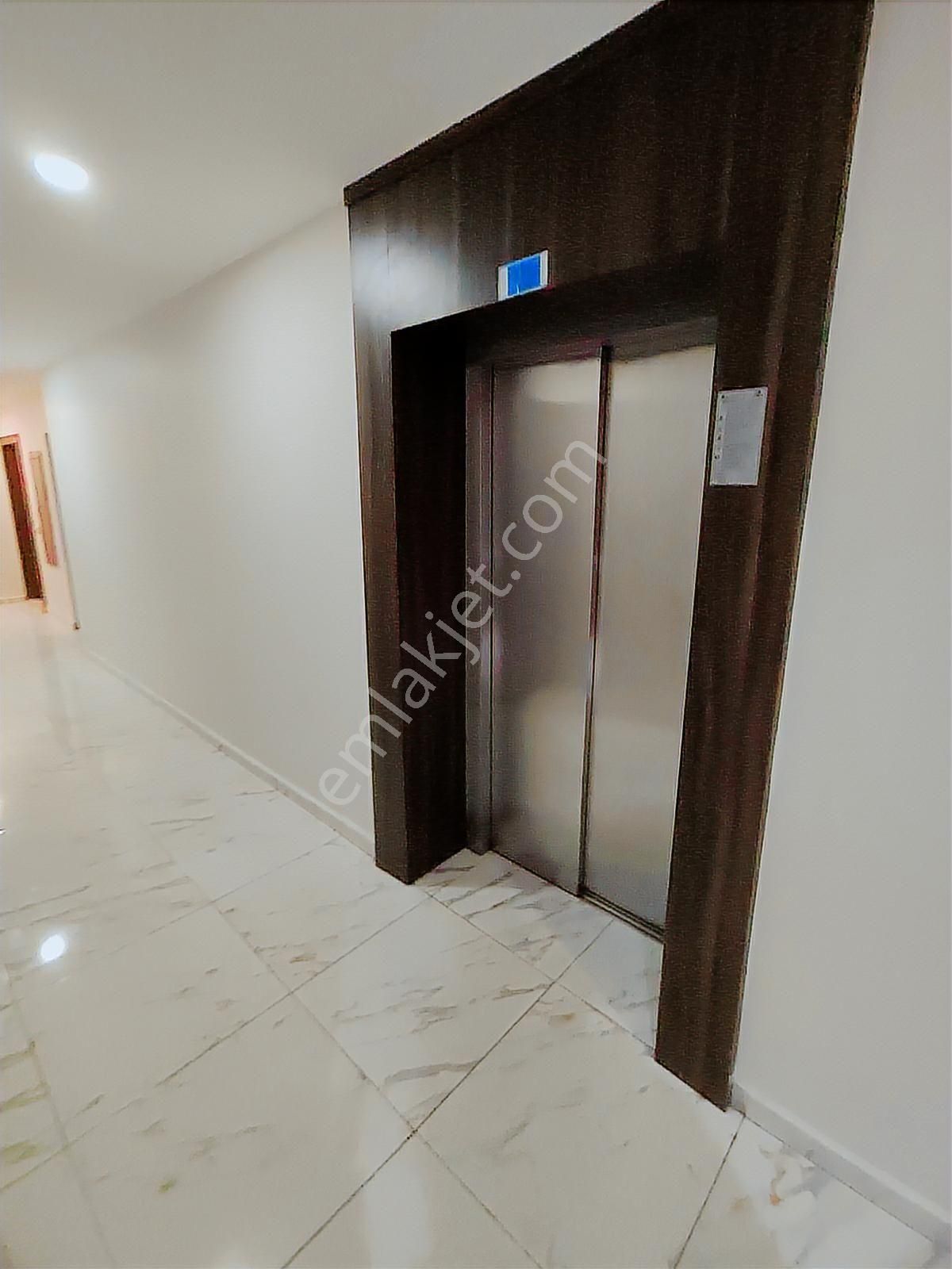 Doğanaraslı Bulvarında Demir Park Lüks 3+1 Geniş 160 M2 - Görsel 32