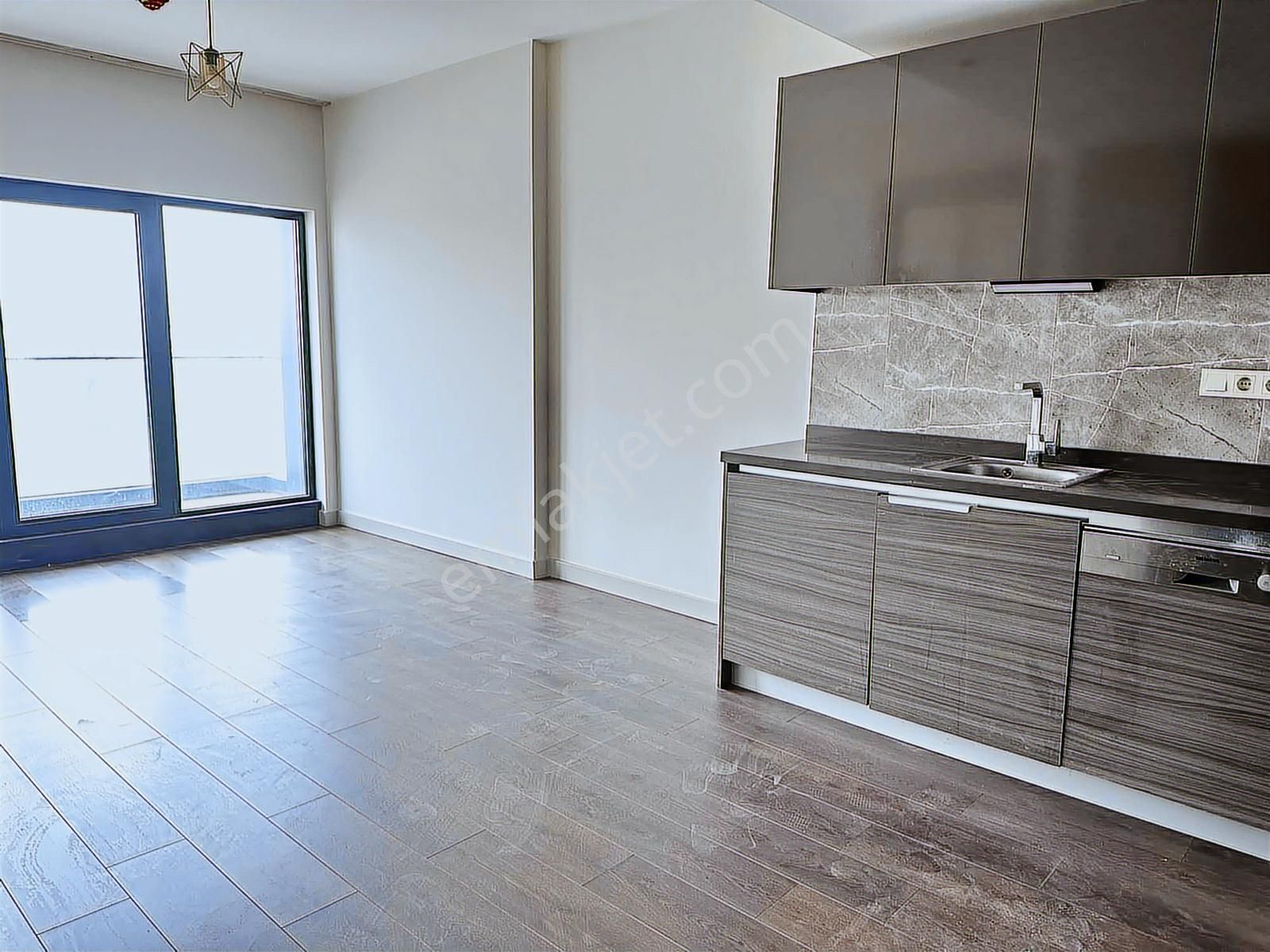 Sevcan Remax Nef Bahçelievler Genişbalkon Manzaralı Aylık Ödeme - Görsel 10