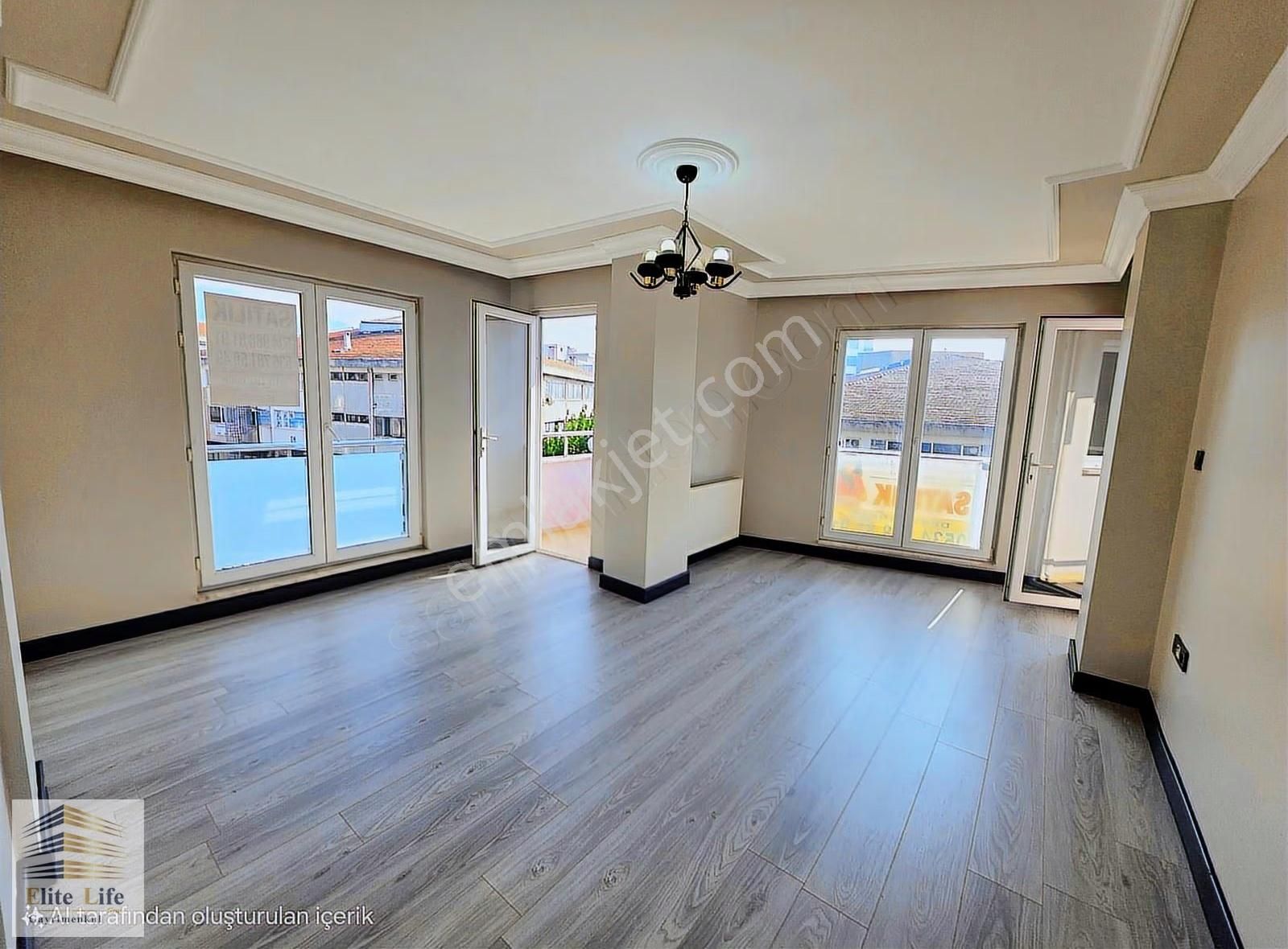 Kartal Yakacık'da Kaçırılmayacak Eminevime Uygun 90 M2 Daire