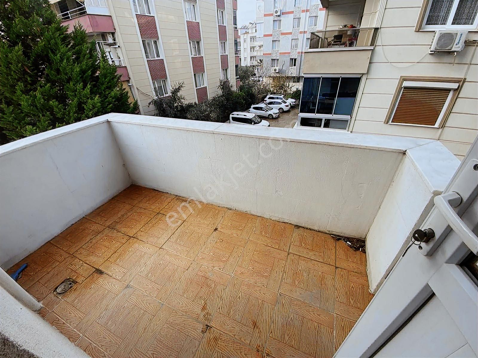 Torbalı Alpkent Mah Kiralık 3+1 Ara Kat Daire - Görsel 24