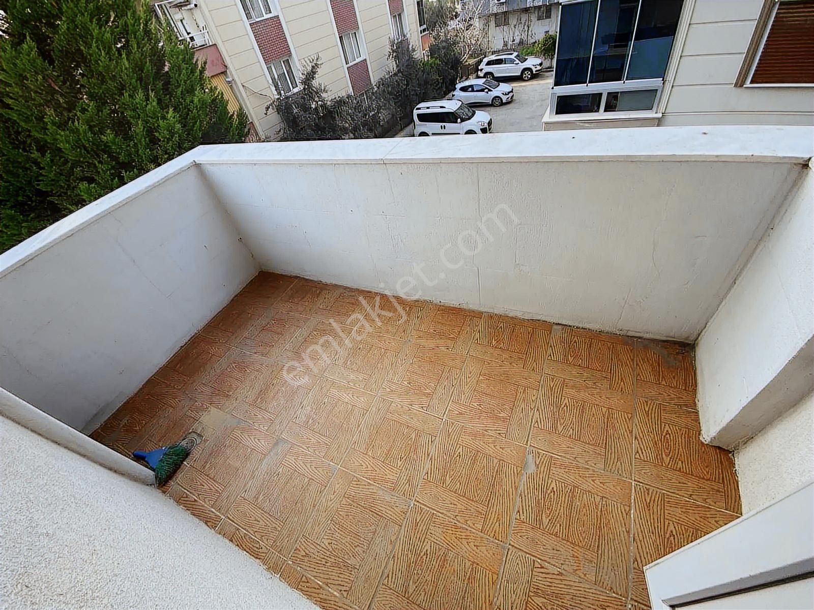 Torbalı Alpkent Mah Kiralık 3+1 Ara Kat Daire - Görsel 11