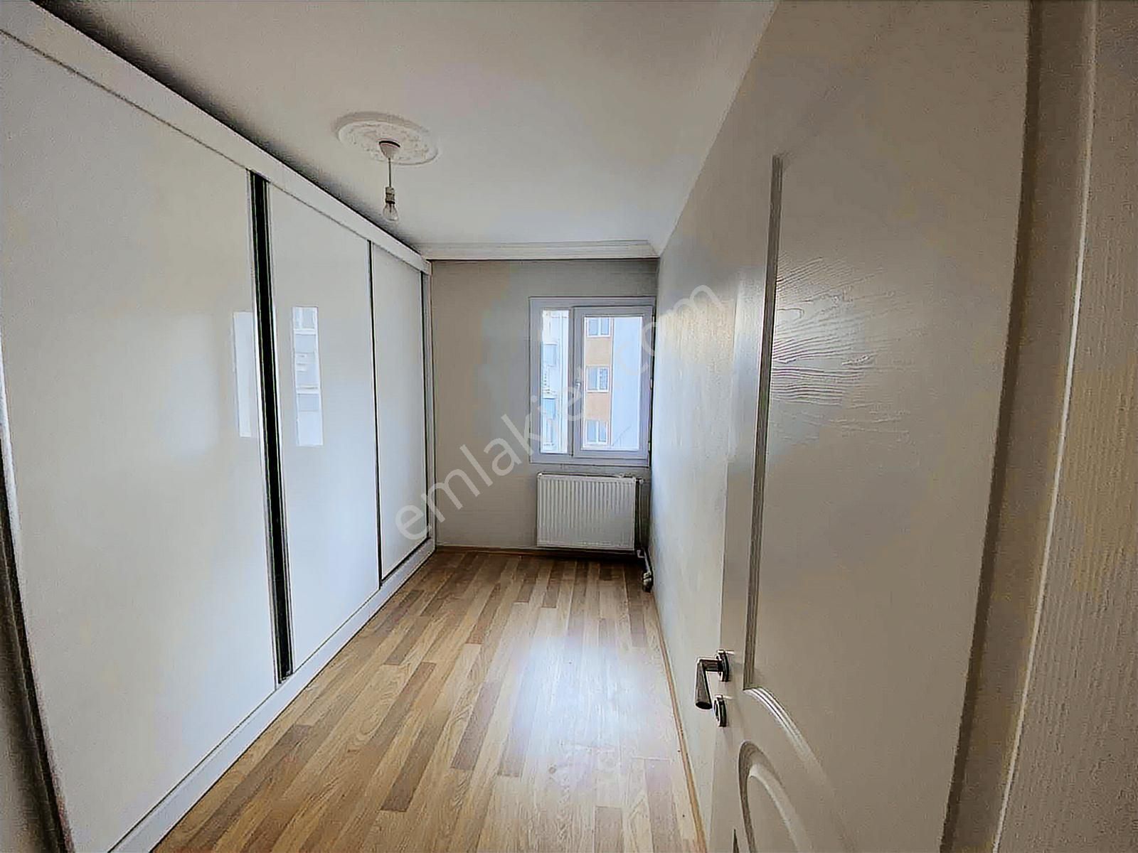 Torbalı Alpkent Mah Kiralık 3+1 Ara Kat Daire - Görsel 13