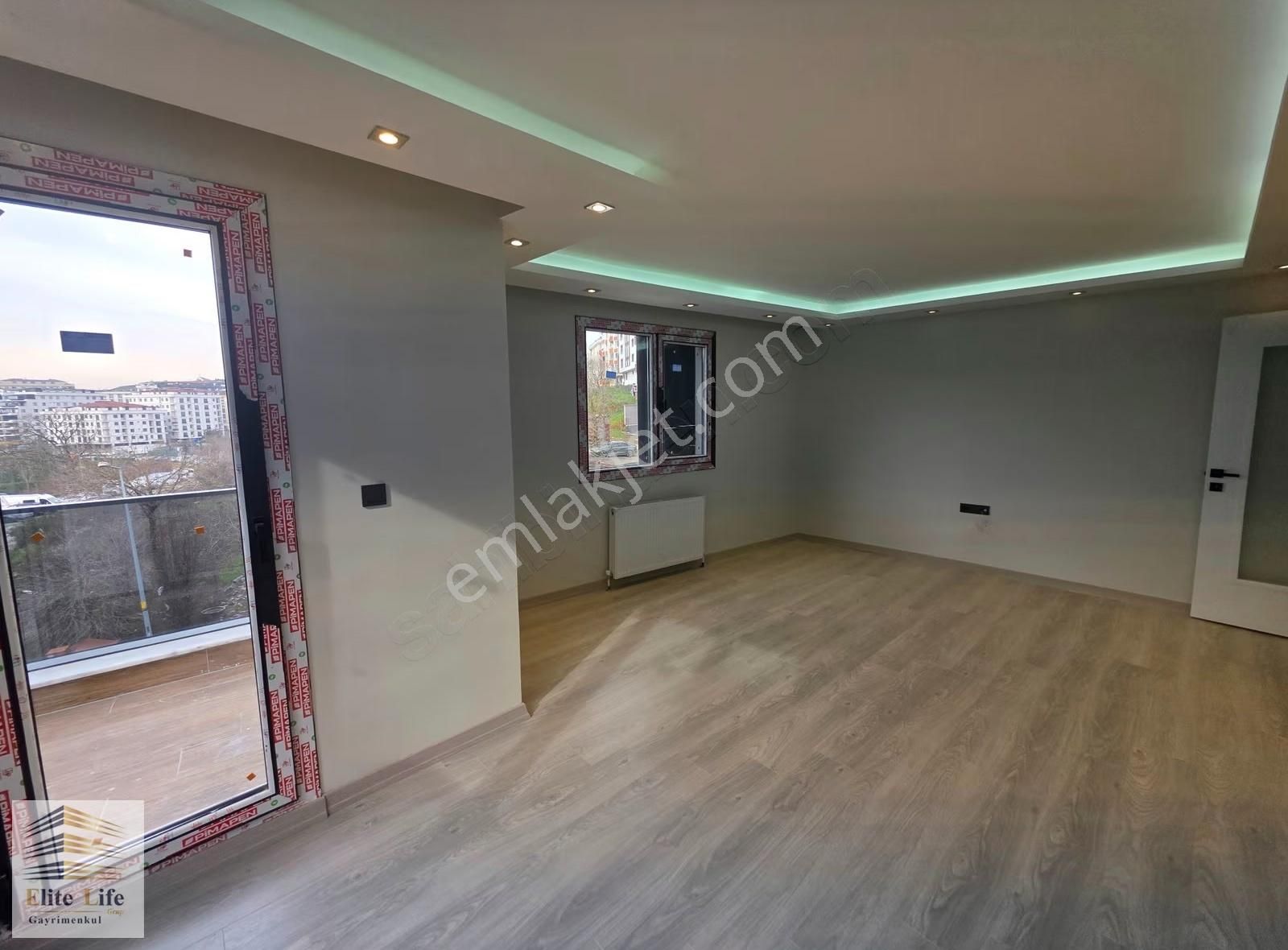 Çekmeköy Merkez Mahallesinde Kat Mülkiyetli 2+1 110 M2 Ara Kat - Görsel 11