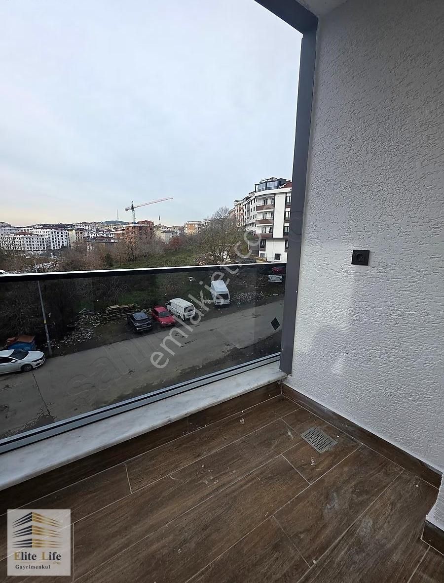 Çekmeköy Merkez Mahallesinde Kat Mülkiyetli 2+1 110 M2 Ara Kat - Görsel 21