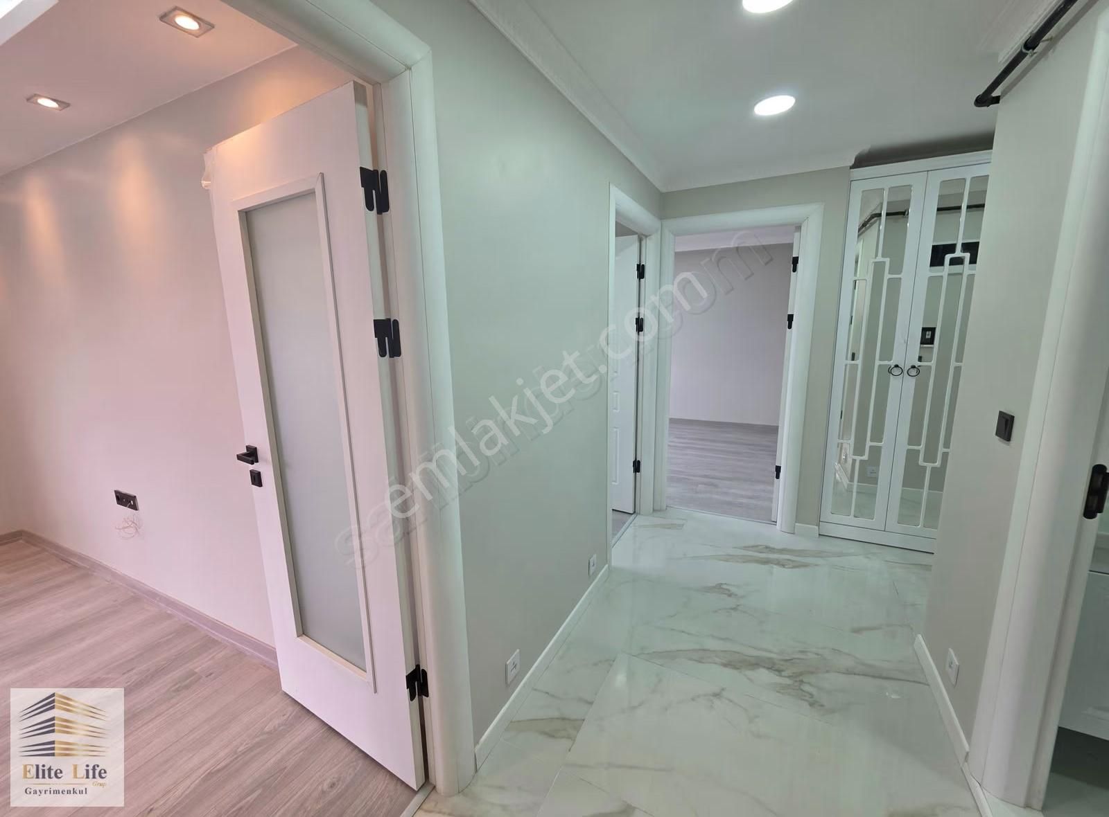 Çekmeköy Merkez Mahallesinde Kat Mülkiyetli 2+1 110 M2 Ara Kat - Görsel 23