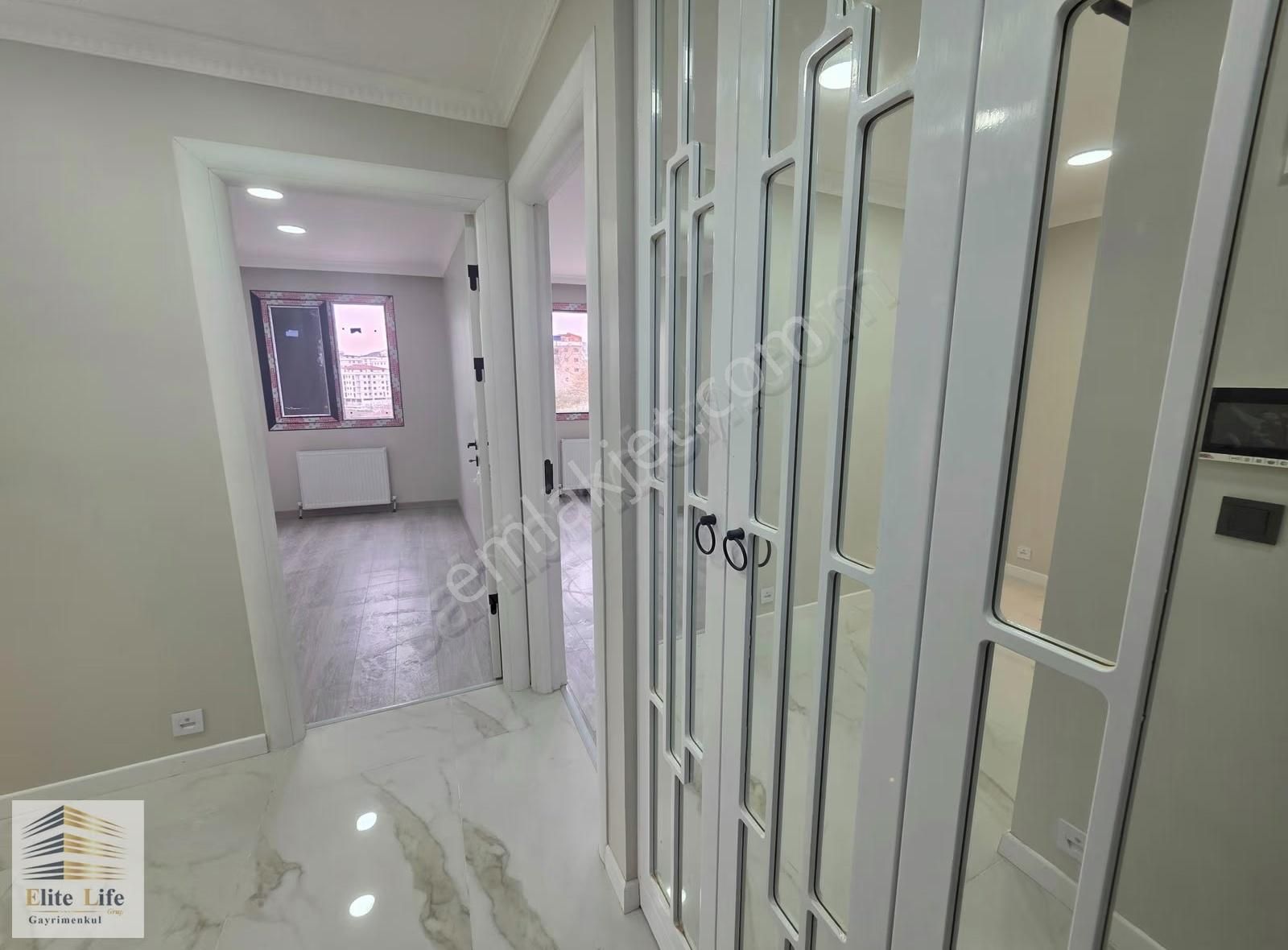 Çekmeköy Merkez Mahallesinde Kat Mülkiyetli 2+1 110 M2 Ara Kat - Görsel 19