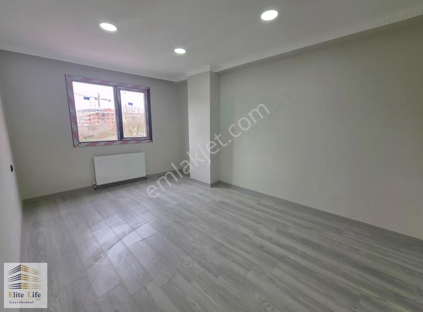 Çekmeköy Merkez Mahallesinde Kat Mülkiyetli 2+1 110 M2 Ara Kat - Görsel 20