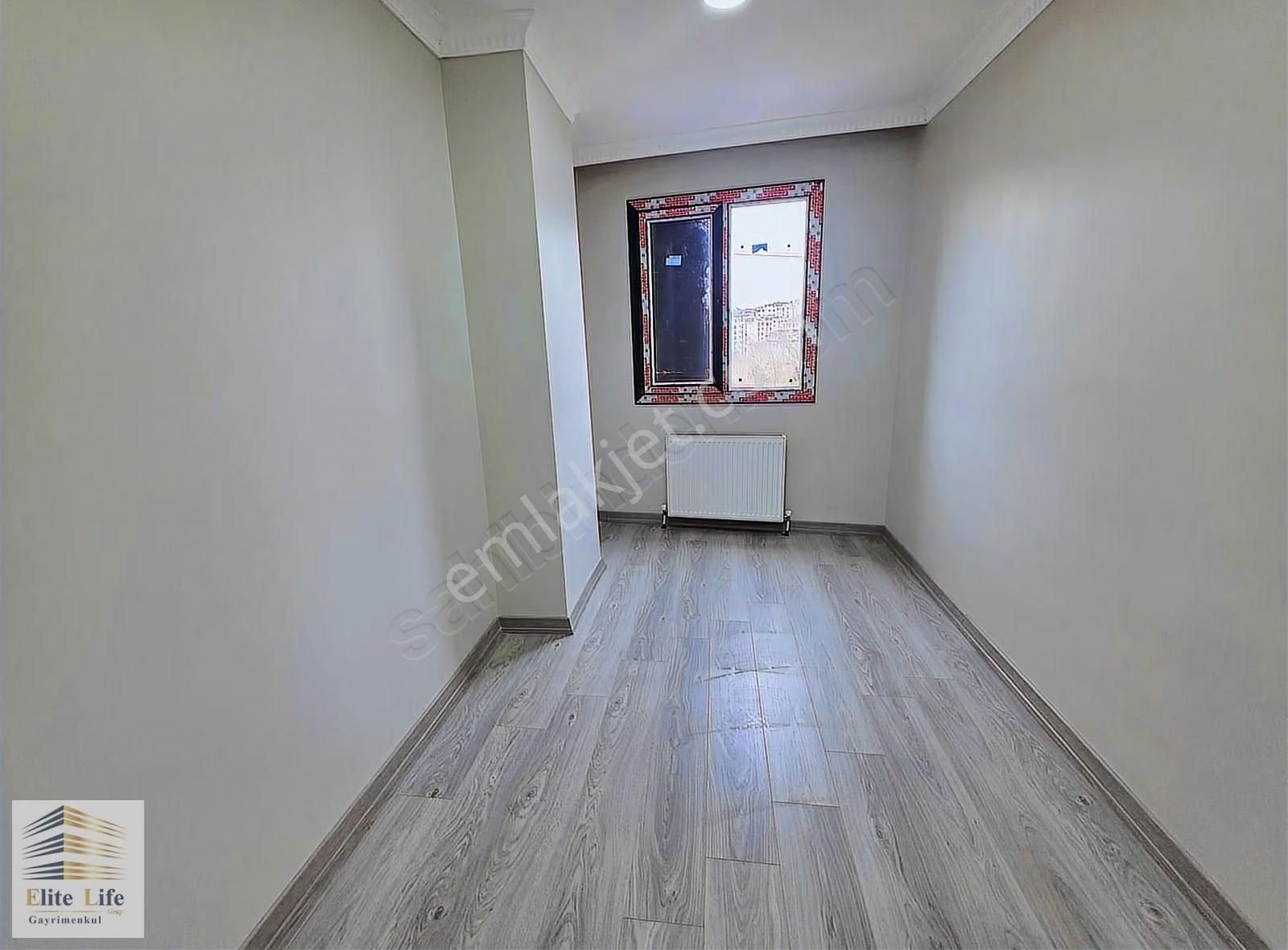 Çekmeköy Merkez Mahallesinde Kat Mülkiyetli 2+1 110 M2 Ara Kat - Görsel 12