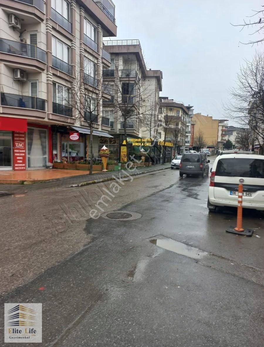 Cadde Üzeri Yüksek Kira Getirili İskanlı Köşe Konumda İşyeri - Görsel 8