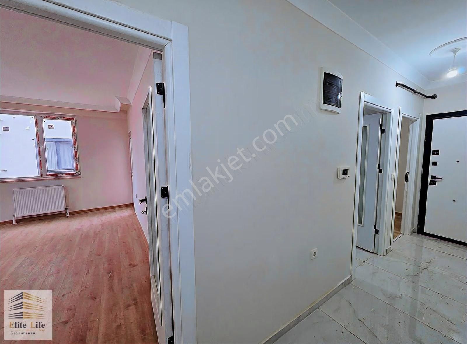 Sancaktepe Osmangazide Cadde Üzeri, Sıfır,balkonlu 115 M2 3+1 - Görsel 16