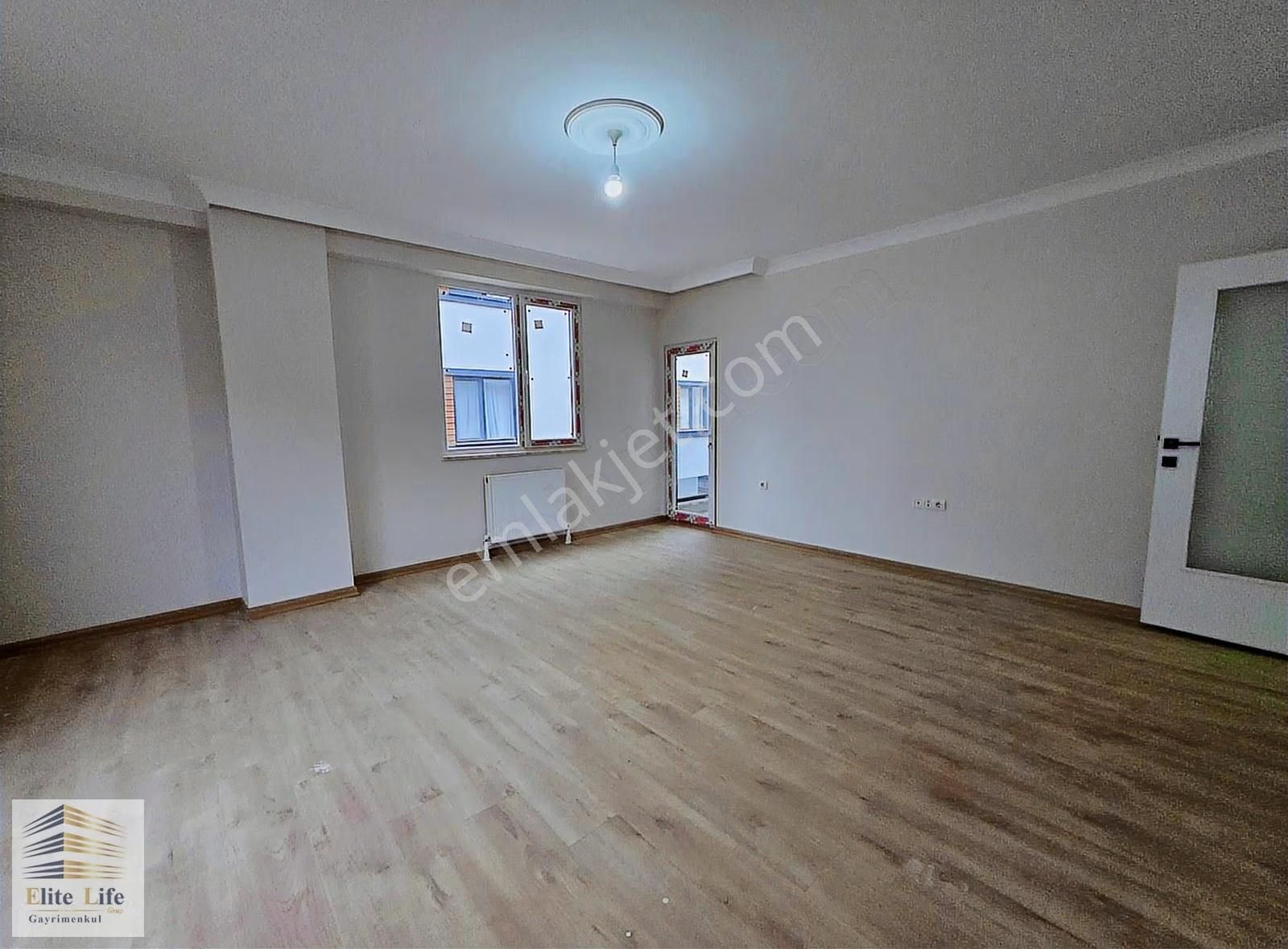 Sancaktepe Osmangazide Cadde Üzeri, Sıfır,balkonlu 115 M2 3+1 - Görsel 15