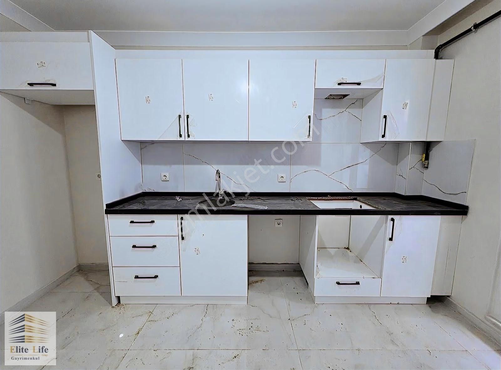 Sancaktepe Osmangazide Cadde Üzeri, Sıfır,balkonlu 115 M2 3+1 - Görsel 6