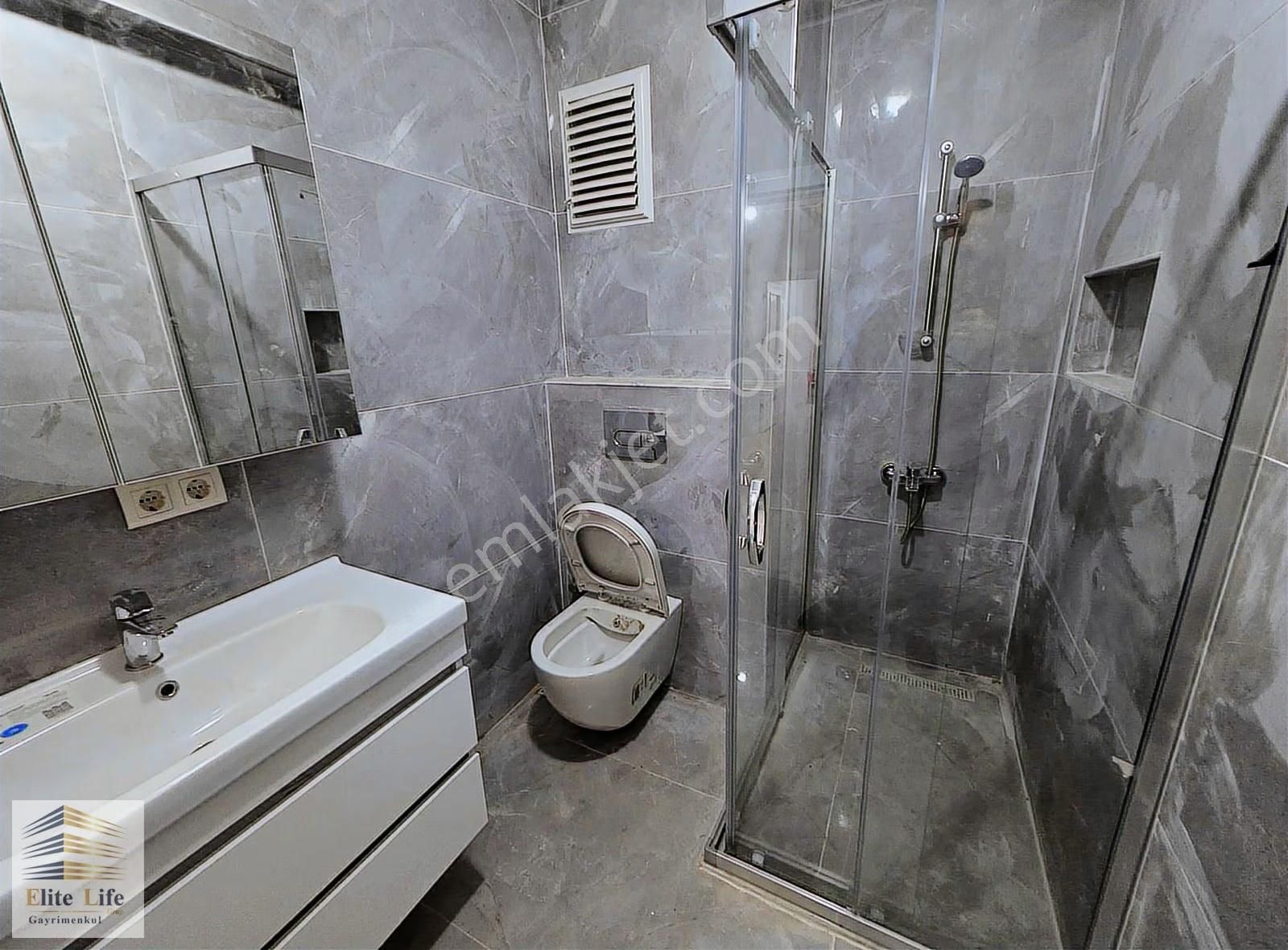 Sancaktepe Osmangazide Sıfır 3+2 Dubleks Çift Girişli Daire - Görsel 13