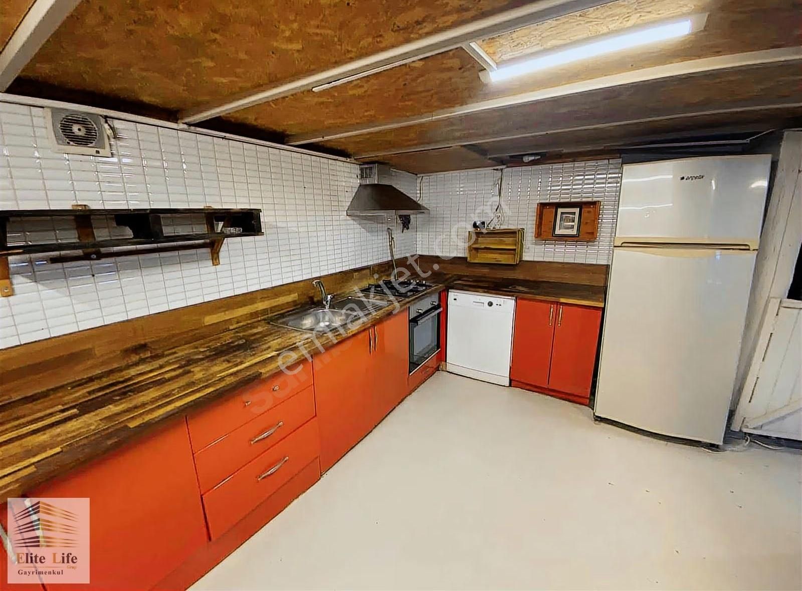 Beykoz Fsm Yanı, Ruhsatlı 350m² Ticari Müstakil Kiralık İşyeri - Görsel 11