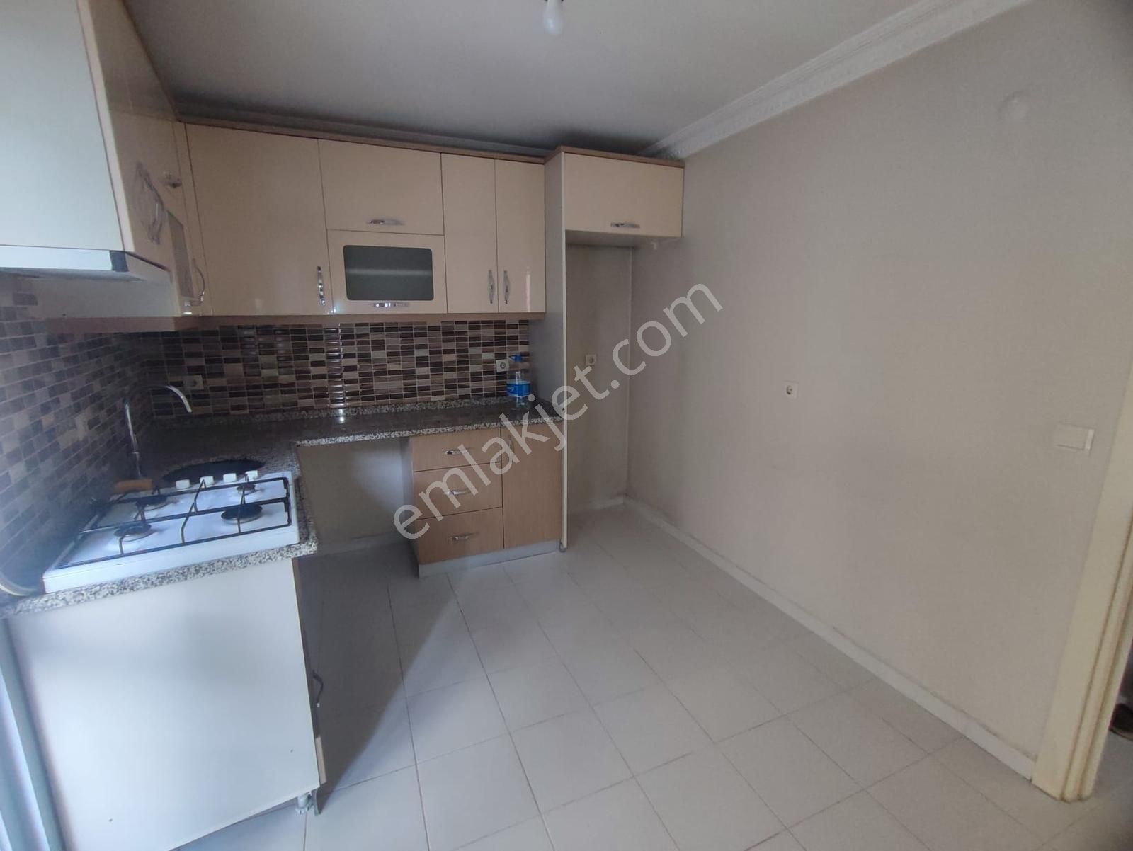 Reha Medin Armağanevler, Çakmak Metroya 8 Yürüme 80m2 Arakat 2+1 - Görsel 21