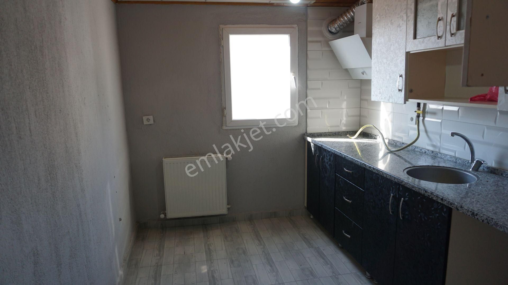 Çiğli Güzeltepe Kiralık Daire Dogalgazlı Çiğli Serkan Emlak Dan - Görsel 5