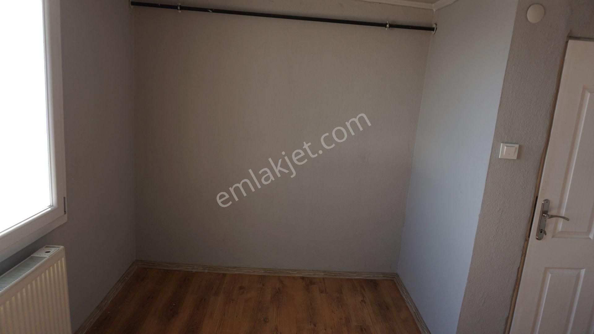 Çiğli Güzeltepe Kiralık Daire Dogalgazlı Çiğli Serkan Emlak Dan - Görsel 17