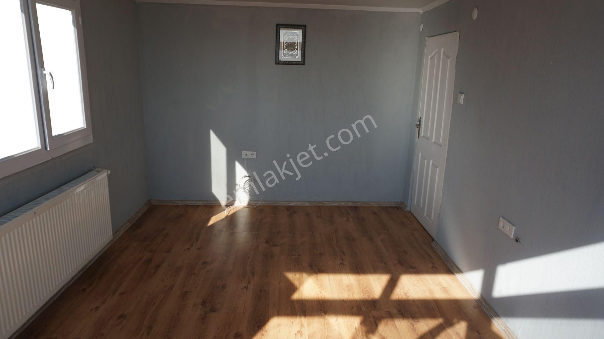 Çiğli Güzeltepe Kiralık Daire Dogalgazlı Çiğli Serkan Emlak Dan - Görsel 11