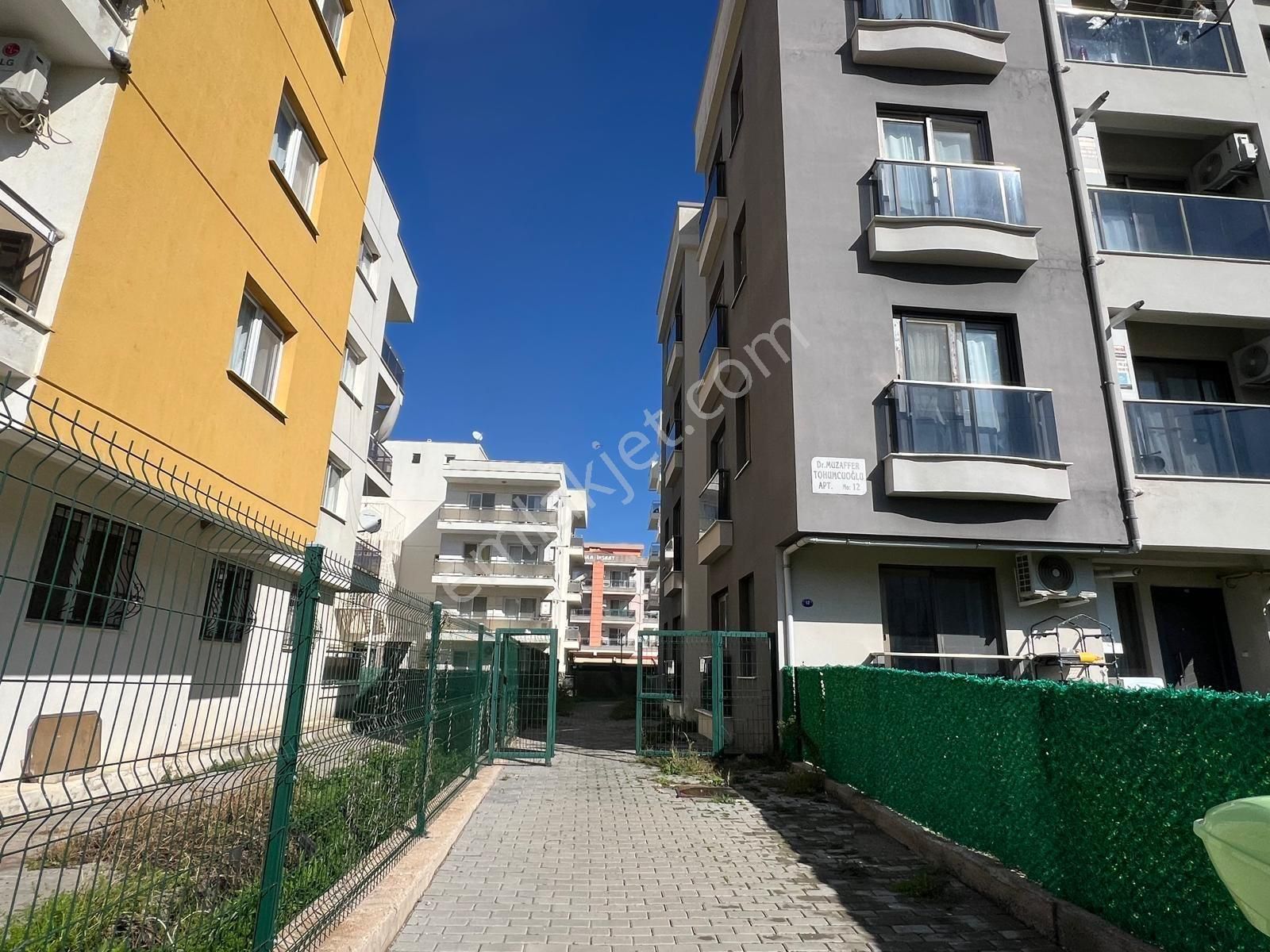 Nihal Bel'den Seyrek'te, Bakırçay Üniversitesi'ne Komşu 2+1 - Görsel 2