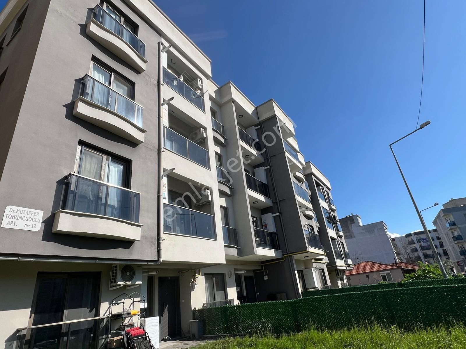 Nihal Bel'den Seyrek'te, Bakırçay Üniversitesi'ne Komşu 2+1 - Görsel 3