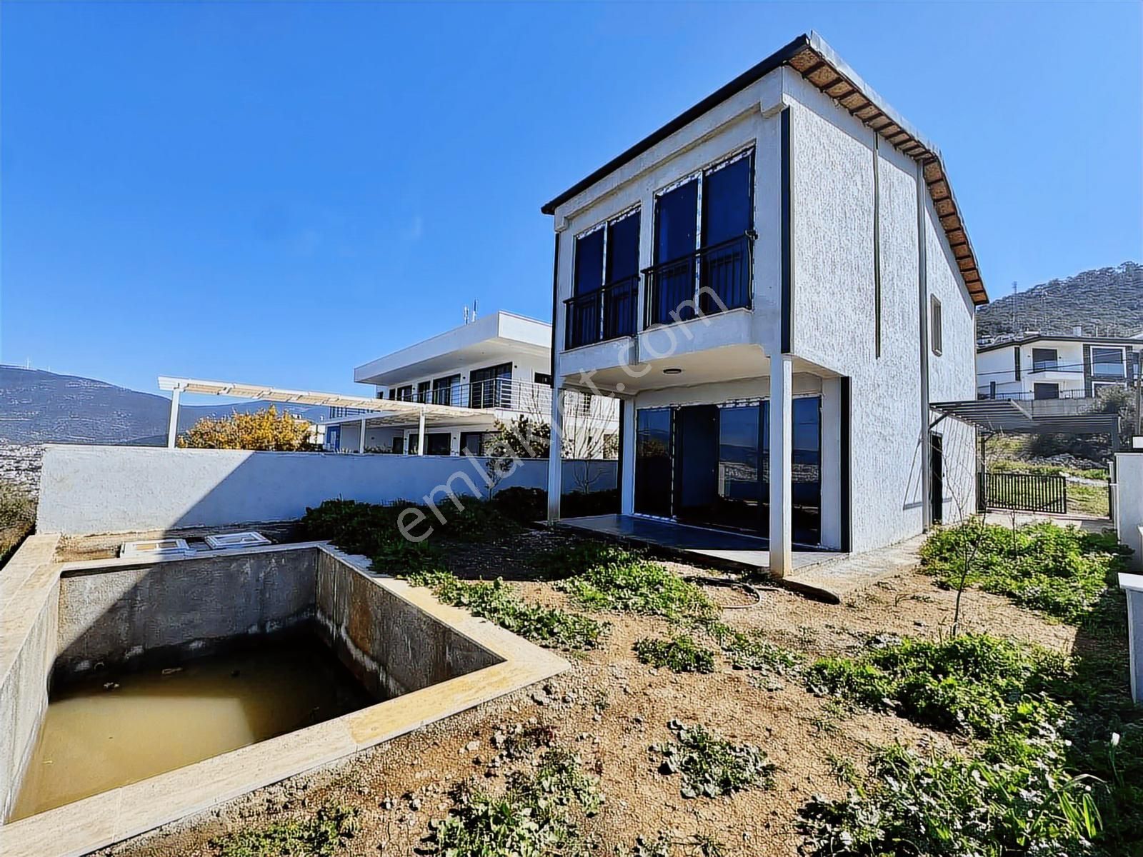 Takas Teklifine Açık Deniz Manzaralı Havuzlu Müstakil Villa - Görsel 29