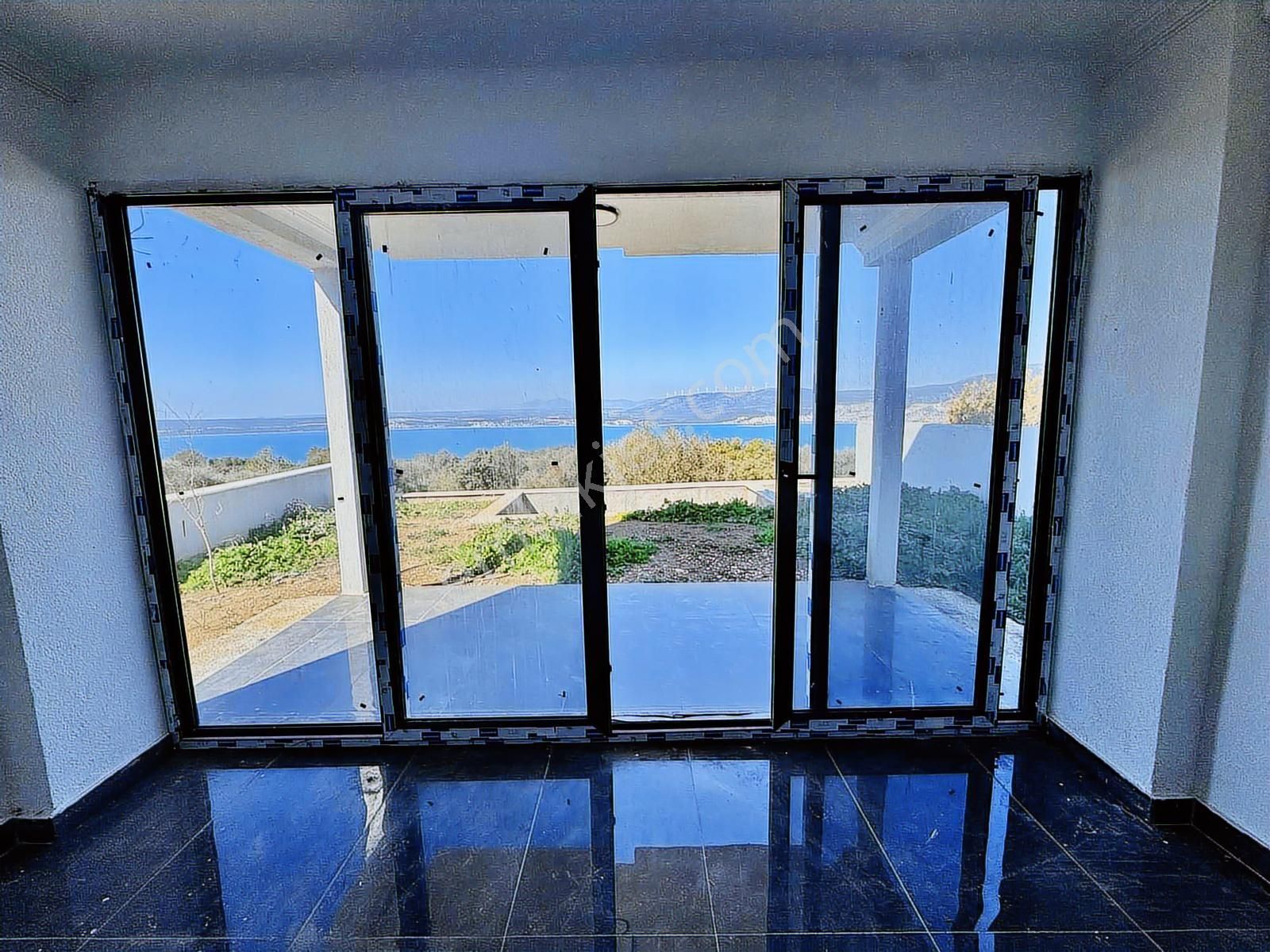 Takas Teklifine Açık Deniz Manzaralı Havuzlu Müstakil Villa - Görsel 15