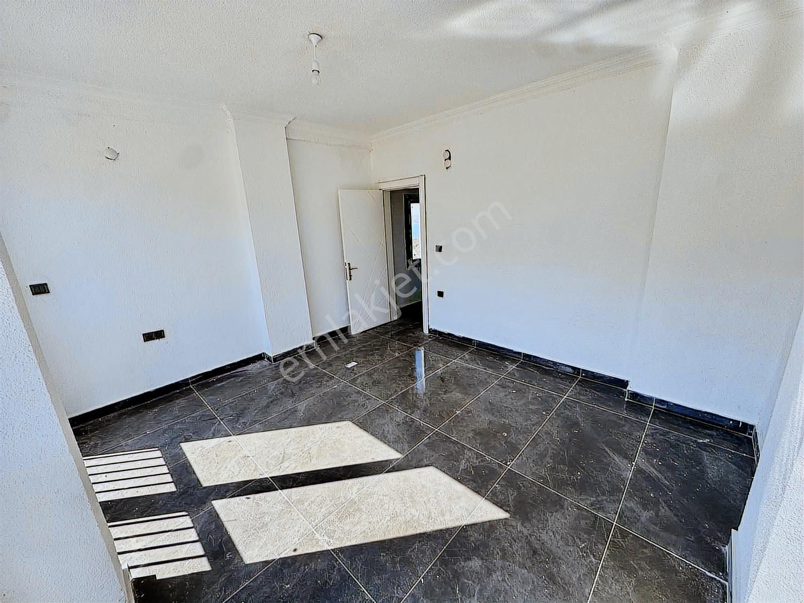 Takas Teklifine Açık Deniz Manzaralı Havuzlu Müstakil Villa - Görsel 13