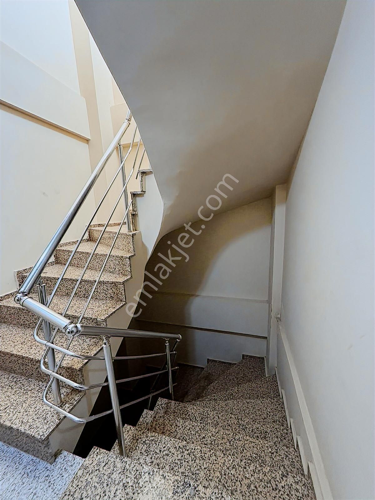 Bakırçay Üni. Yakını Köşe 1+1 K.doğalgazlı Ful Eşyalı Daire - Görsel 28