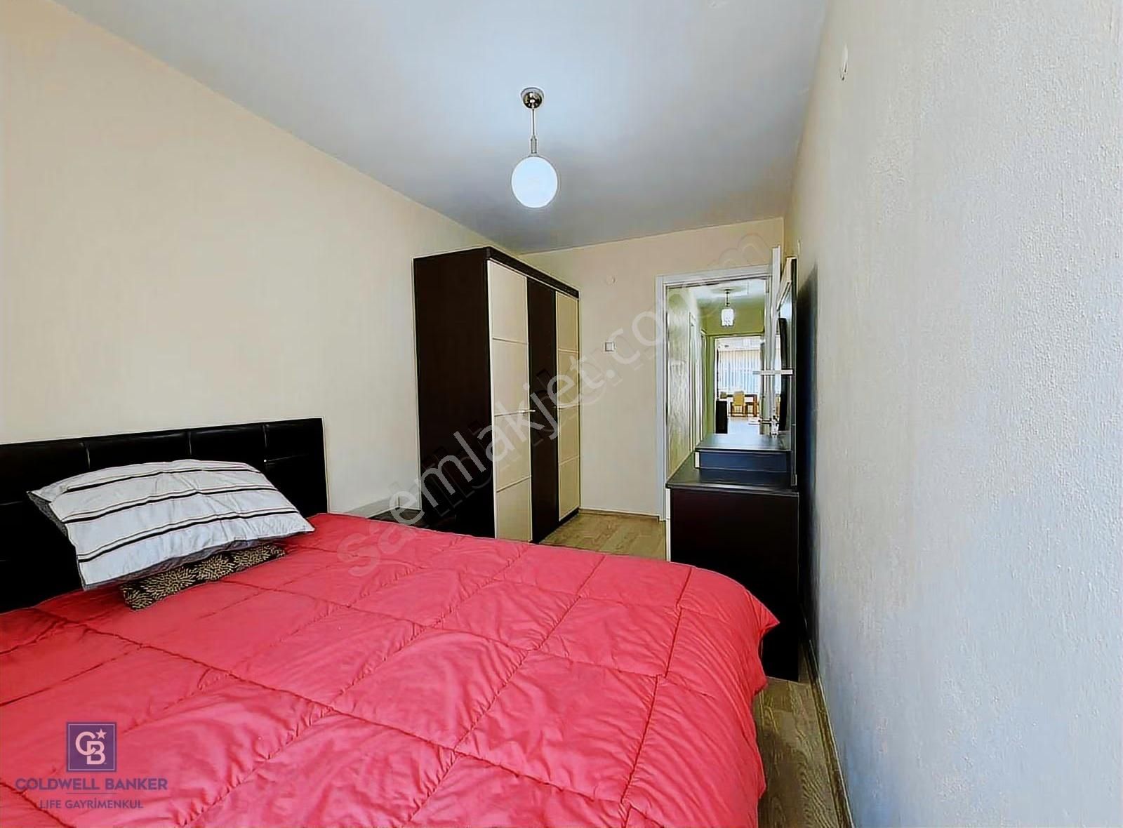 Karşıyaka Bahariye Mahallesinde Eşyalı Kiralık 3+1 Daire - Görsel 3