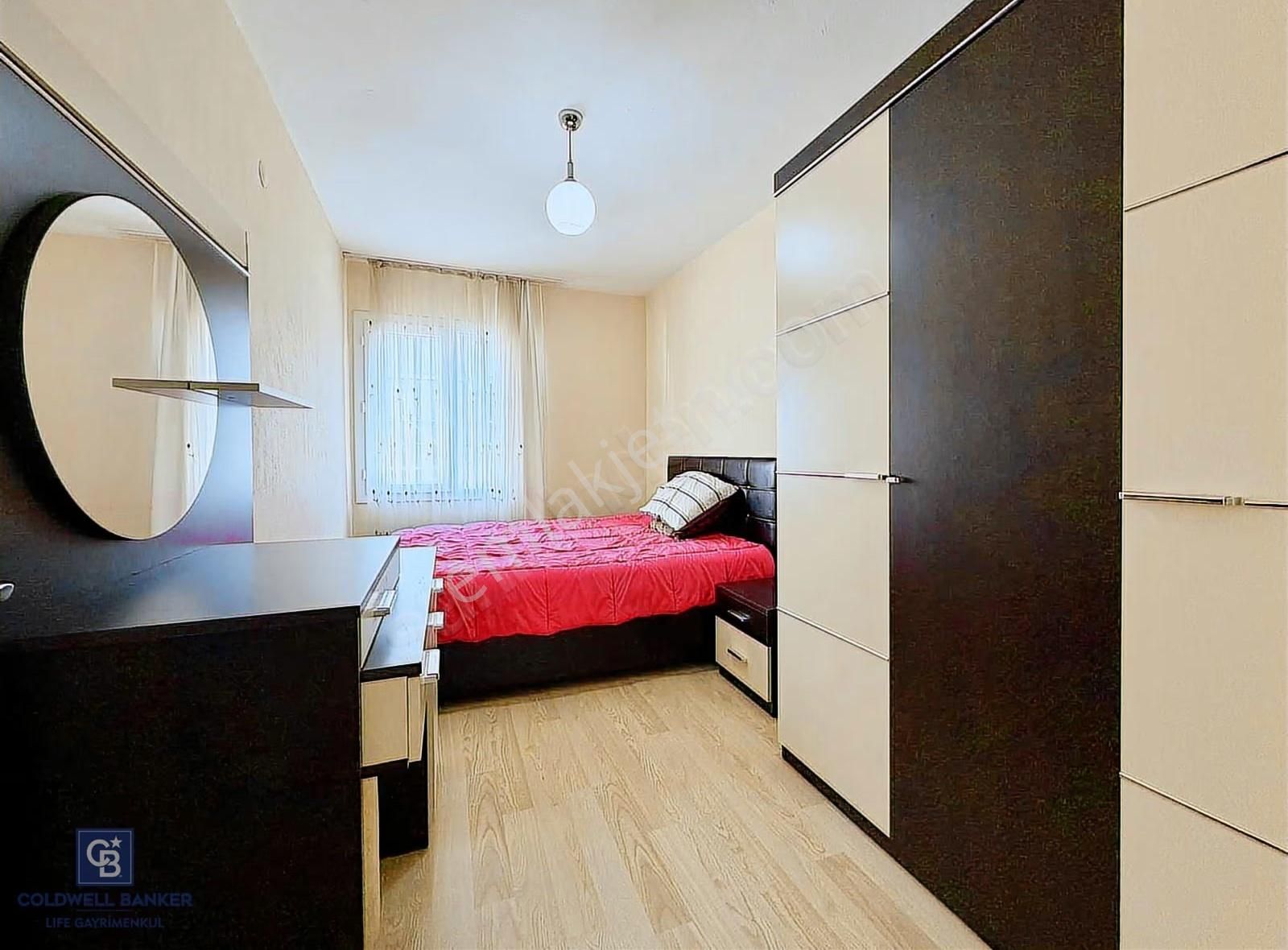 Karşıyaka Bahariye Mahallesinde Eşyalı Kiralık 3+1 Daire - Görsel 6