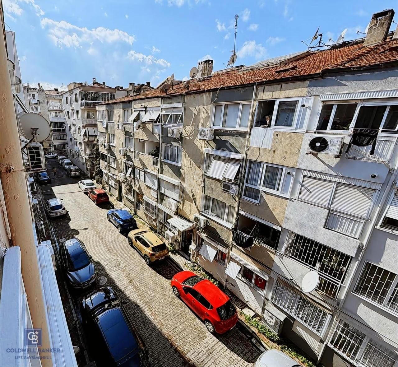 Karşıyaka Bahariye Mahallesinde Eşyalı Kiralık 3+1 Daire - Görsel 7