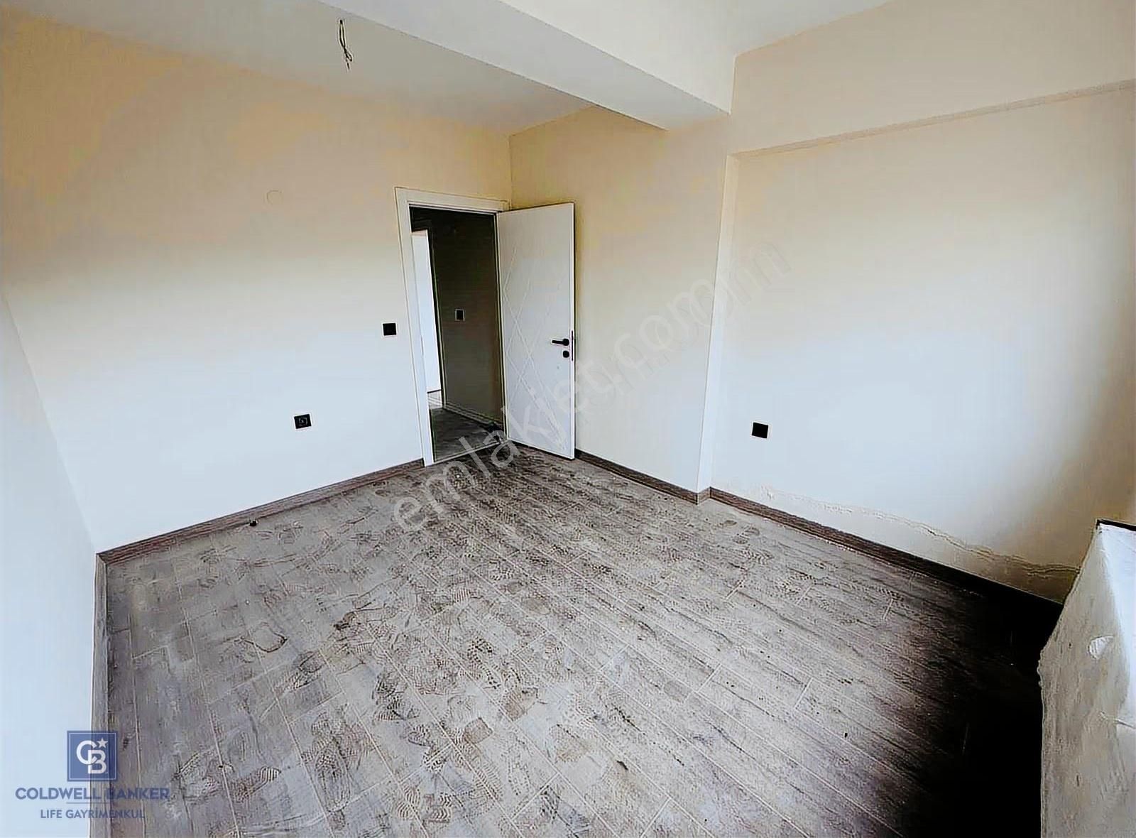 Menemen Koyundere'de Kiralık Ebeveyn Banyolu 3+1 Daire - Görsel 25