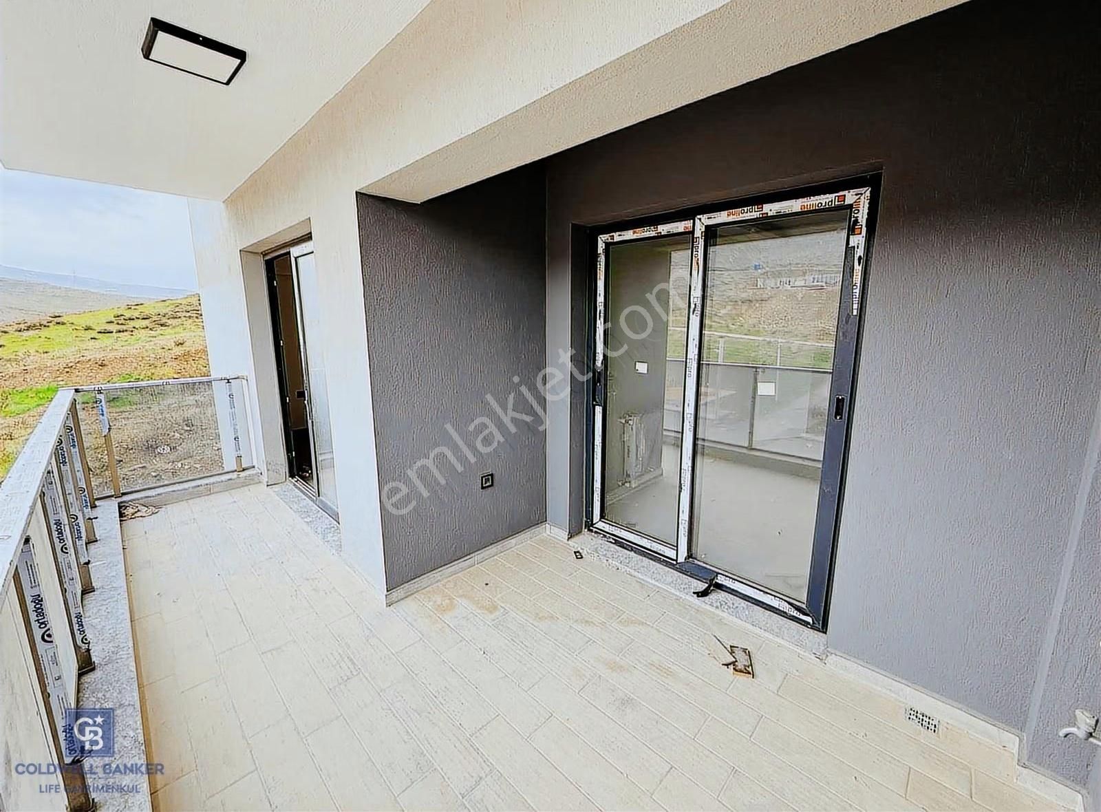 Menemen Koyundere'de Kiralık Ebeveyn Banyolu 3+1 Daire - Görsel 30