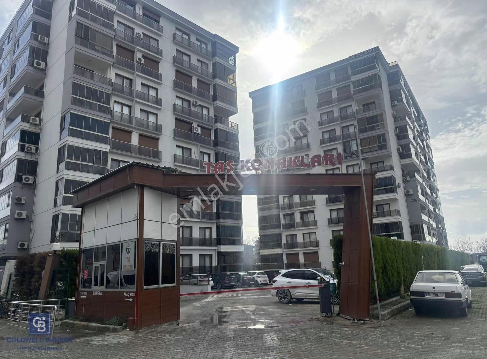 Menemen Taş Konaklarında 3+1 Satılık Daire