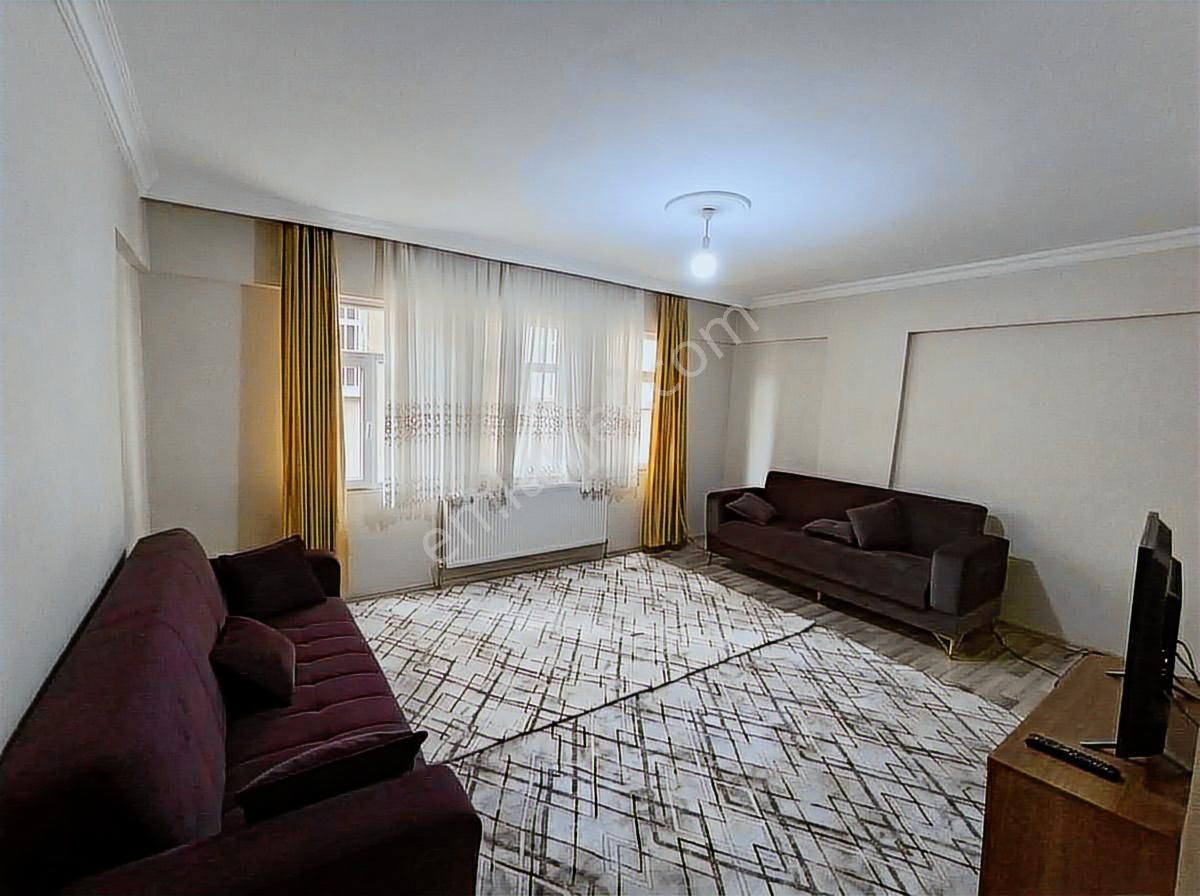 Huzurevleri'nde Acil Satılık 2+1 Daire